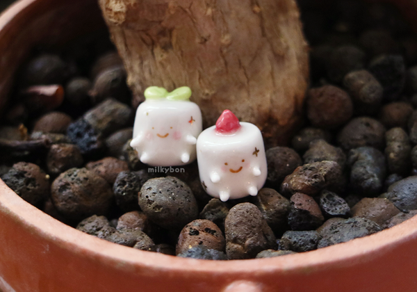 Marshmallow Buddies (pair)